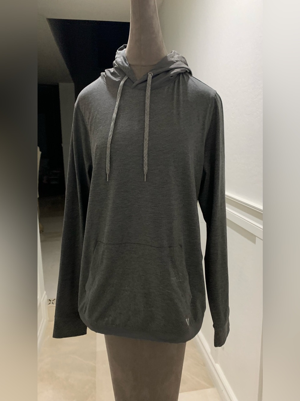 Vuori Sunday Element Hoodie Mens Gray Pullover Stretch Size M